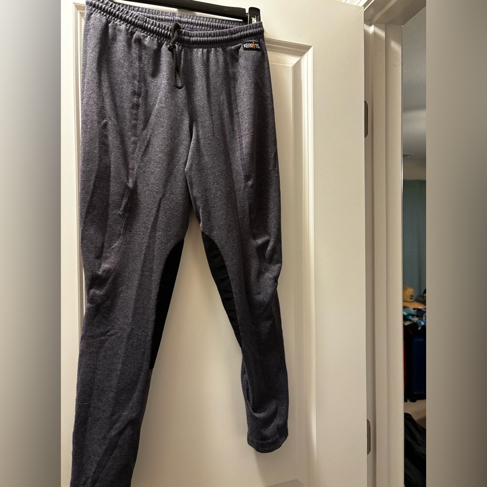 Girls kerrits breeches